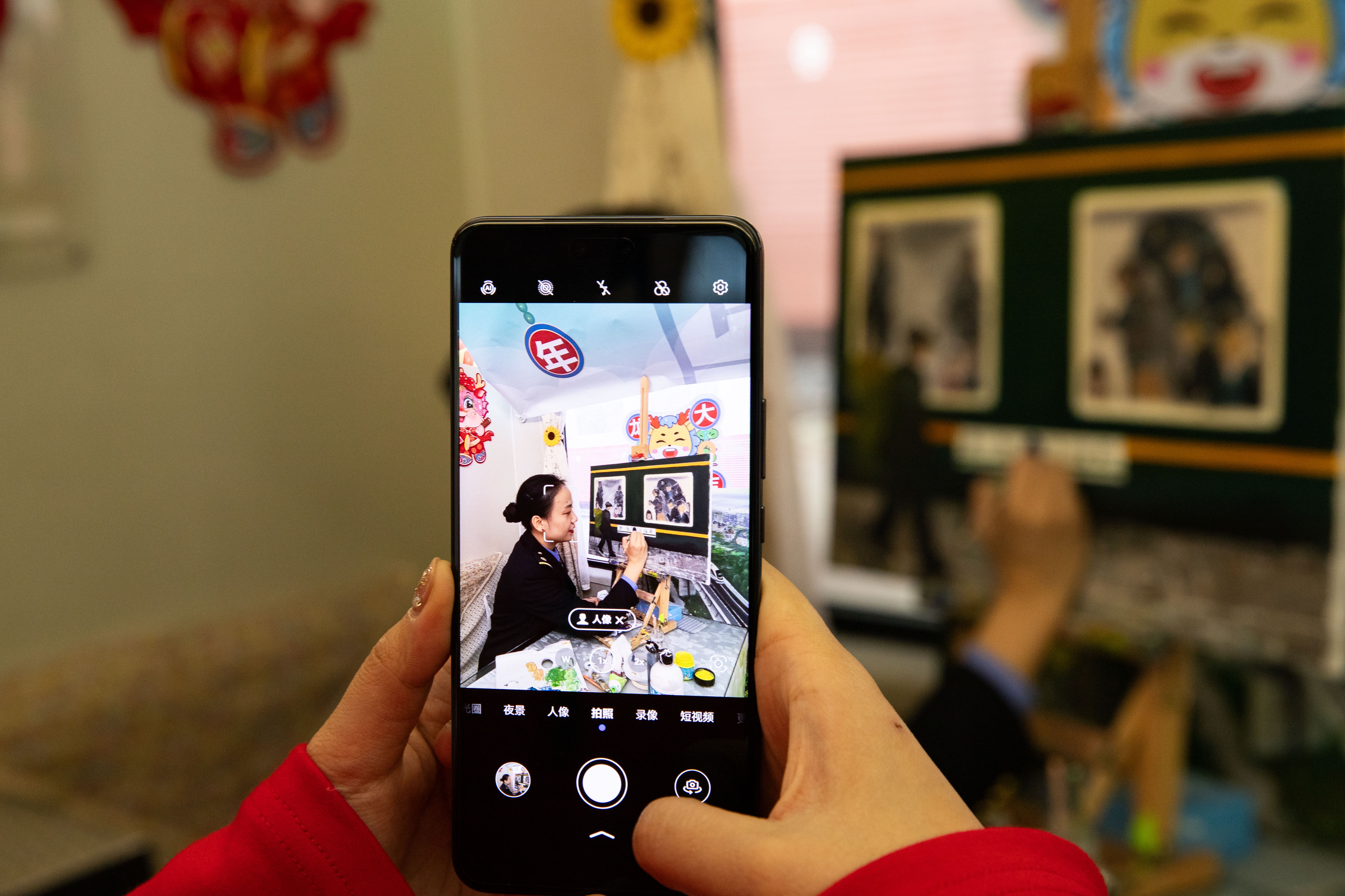 返乡专列送爱回家，打造暖心服务体验