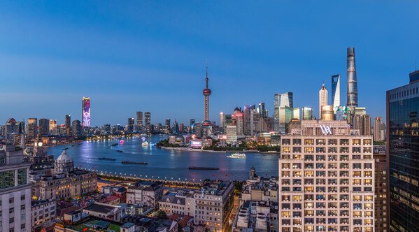 上海外滩华尔道夫酒店呈献佛罗伦萨圣诞村与璀璨节日庆典