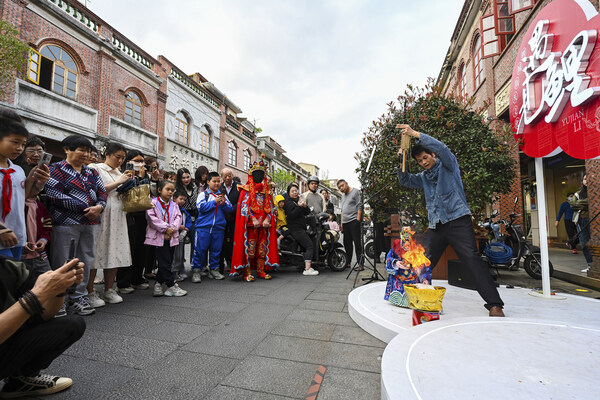 新华丝路：泉州借文化复兴浪潮助推旅游业蓬勃发展
