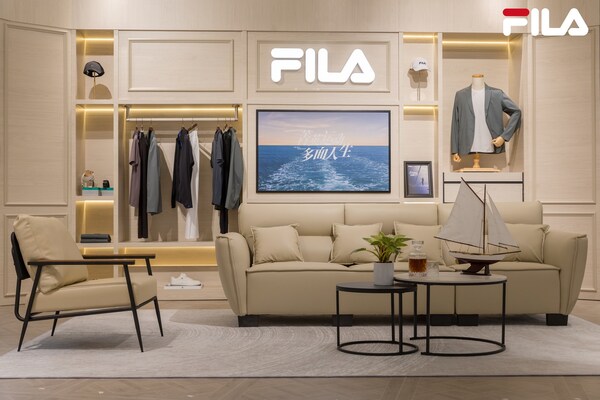 FILA ICONA成都万象城旗舰店正式启航，FILA品牌大使王阳演绎"都市航海者"的从容菁英哲学