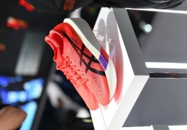 ASICS亚瑟士Tokyo:speed:race全球品牌活动重磅揭幕，集结跑者燃速东京