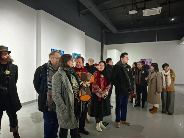 "当代马可波罗"再续东方情缘，Zoltán《东方寻境》展于北京启幕，中匈艺术巨制《万里江山图》计划正式发布