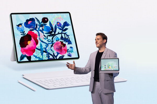 Unfold the Moment:华为Mate X7等新品引领时尚科技潮流 Unfold the Moment:华为Mate X7等新品引领时尚科技潮流