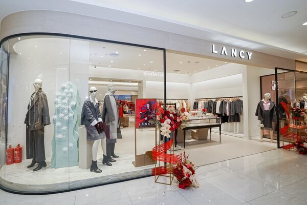 "LANCY 佳宴" 西安明星联动活动圆满落幕,宋佳领衔演绎「马踏新春」2026中国系列 "LANCY 佳宴" 西安明星联动活动圆满落幕,宋佳领衔演绎「马踏新春」2026中国系列