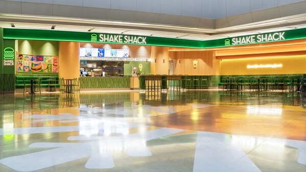 纽约人气汉堡Shake Shack空降世纪汇！浦东美食地图再添潮流坐标