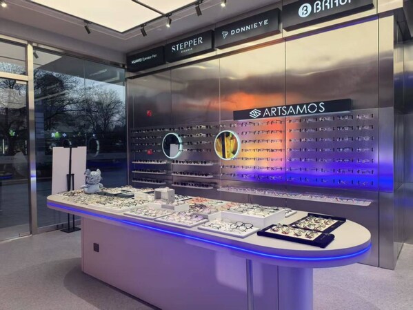 大明眼镜EVO数智体验店亮相,重塑视光服务体验 大明眼镜EVO数智体验店亮相,重塑视光服务体验