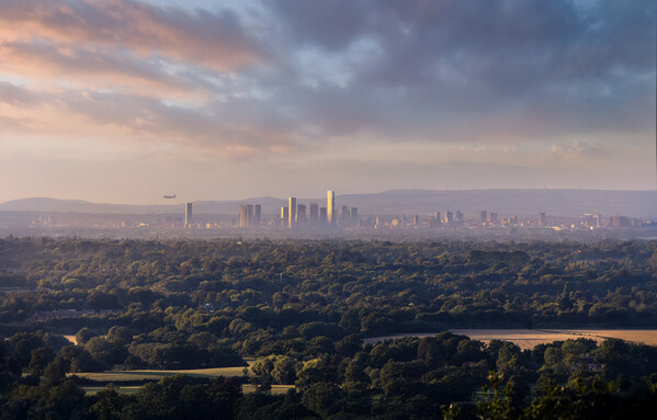 罗伯特•德尼罗（ Robert De Niro ）与萨尔博伊（ Salboy ）一起访问曼彻斯特，诺布曼彻斯特破土动工