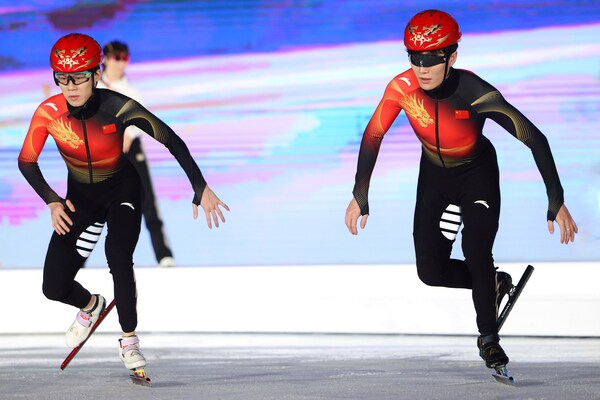 2026中国冬季项目十支国家队比赛装备发布 安踏创新科技助力中国健儿出征米兰 2026中国冬季项目十支国家队比赛装备发布 安踏创新科技助力中国健儿出征米兰