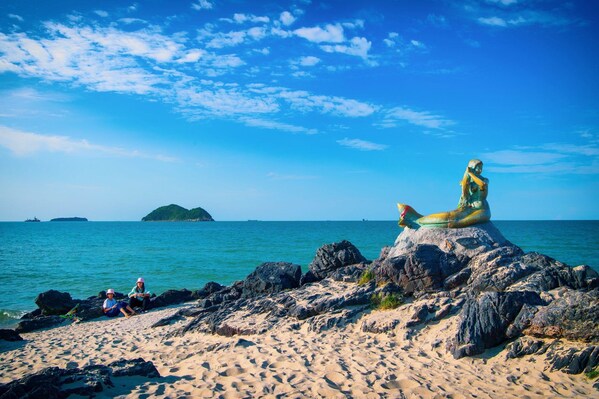 泰国国家旅游局:泰国南部大多数旅游目的地运行正常,受灾地区持续恢复中 泰国国家旅游局:泰国南部大多数旅游目的地运行正常,受灾地区持续恢复中