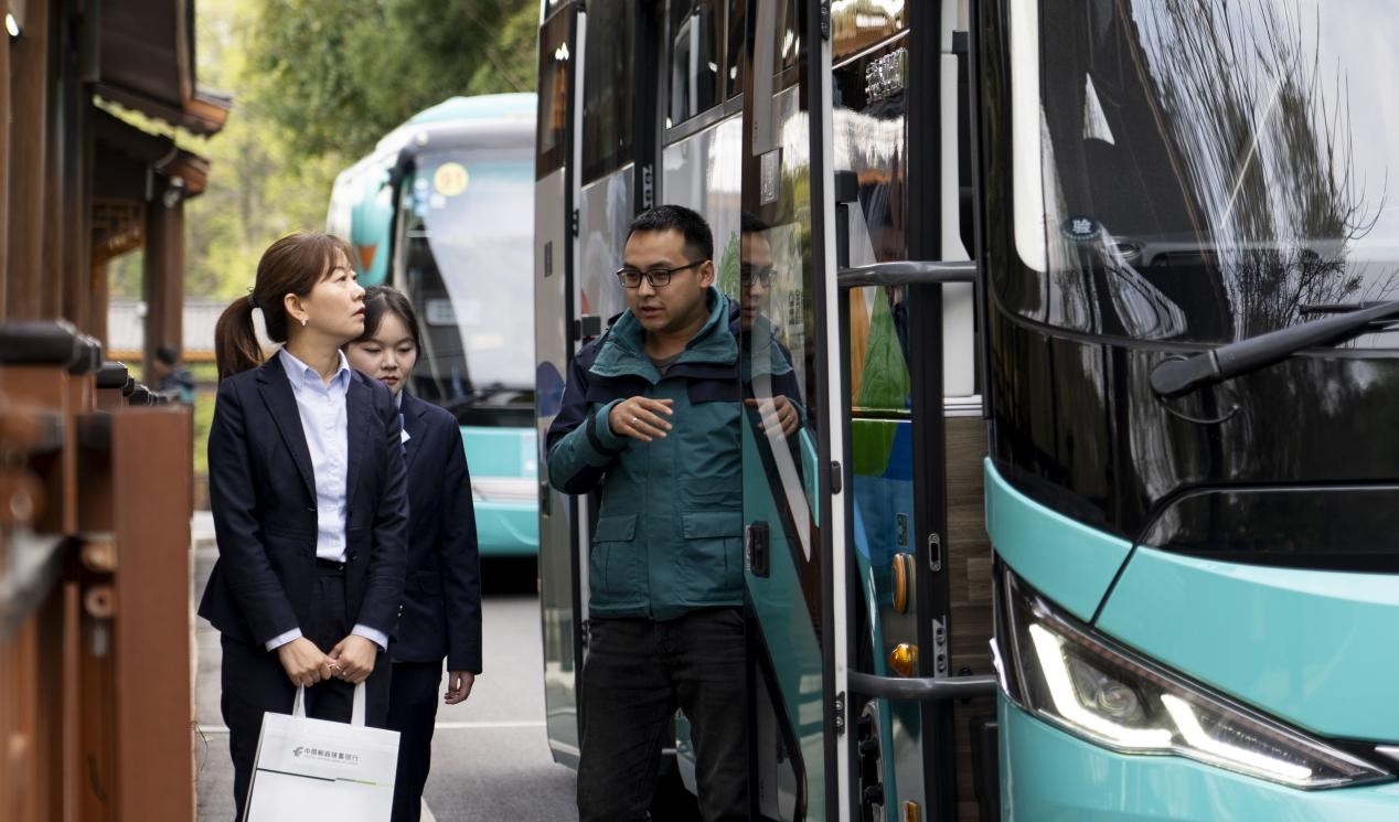 新年首战即决战!邮储银行1.7亿元助“绿宝石”焕新 新年首战即决战!邮储银行1.7亿元助“绿宝石”焕新