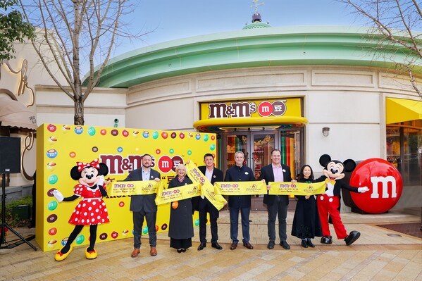 玛氏M&M'S® 迪士尼小镇店启幕，上海成为全球唯一"双店城市"
