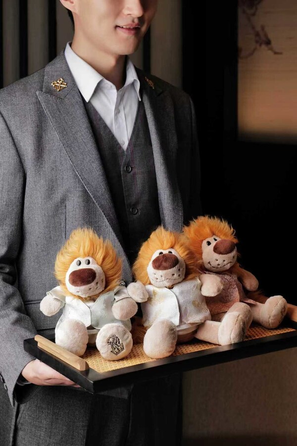 苏州丽思卡尔顿酒店携手上久楷呈献「锦绣姑苏」联名下午茶