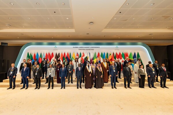 全球劳动力市场会议以90项协议结束,惠及600多万人 全球劳动力市场会议以90项协议结束,惠及600多万人