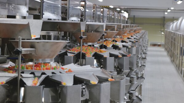 雀巢赋能创新:徐福记投建智能软糖车间,以智创优品筑牢春节市场保障 雀巢赋能创新:徐福记投建智能软糖车间,以智创优品筑牢春节市场保障