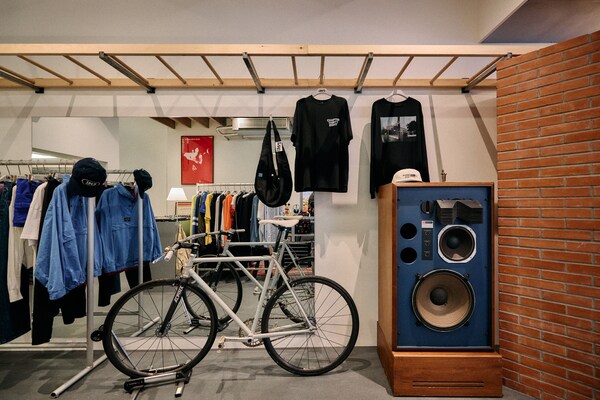 United Wheels Shanghai 开启上海旗舰店，构筑独特社群线下空间