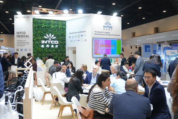 英科医疗携创新产品亮相迪拜WHX展,以开年首展之势提速海外全球化布局 英科医疗携创新产品亮相迪拜WHX展,以开年首展之势提速海外全球化布局