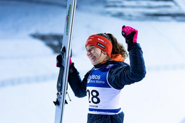 慧鱼锚固系统业务稳健增长,运营表现保持高度韧性 慧鱼锚固系统业务稳健增长,运营表现保持高度韧性