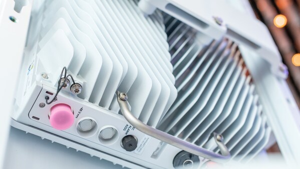 爱立信发布AI就绪的无线、天线设备及AI RAN软件,赋能未来网络 爱立信发布AI就绪的无线、天线设备及AI RAN软件,赋能未来网络