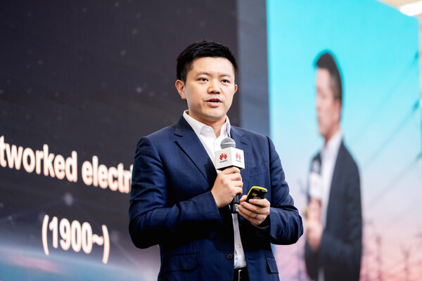 用AI解行业难题，华为云峰会在MWC 2026成功举行