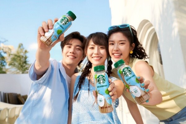 星巴克椰椰拿铁全新上市,体验"米其林星厨认证"的风味层层 星巴克椰椰拿铁全新上市,体验"米其林星厨认证"的风味层层