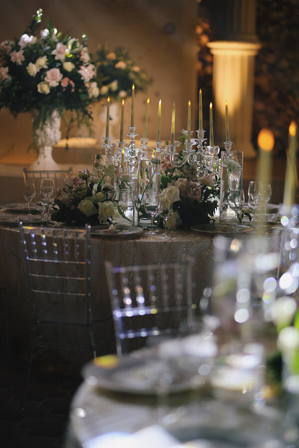 重庆尼依格罗酒店举行「时光圆舞曲」主题婚礼秀 重庆尼依格罗酒店举行「时光圆舞曲」主题婚礼秀