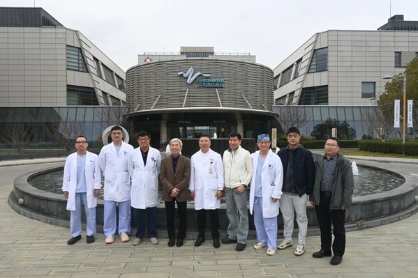 国际学术对话赋能学科发展:Taweesak教授莅临德达医院开展二尖瓣成形术深度交流 国际学术对话赋能学科发展:Taweesak教授莅临德达医院开展二尖瓣成形术深度交流