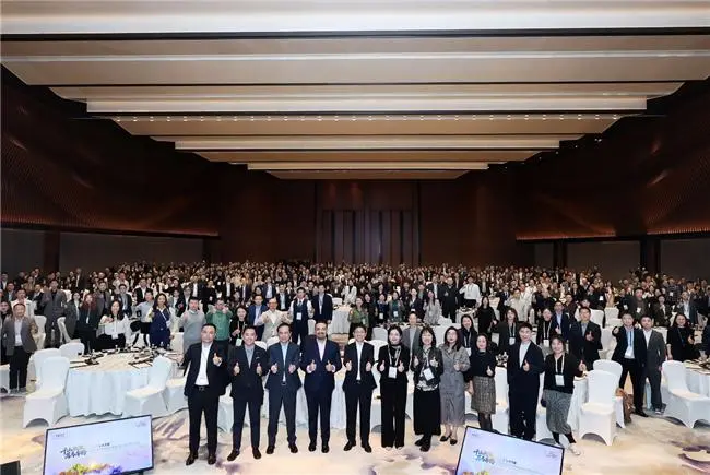 摩恩卫浴 × 洲际酒店集团｜荣膺洲际年度大奖，共探酒店卫浴新未来