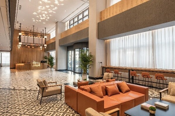 智能旅居邂逅泉城文脉，济南望岳同派酒店潮趣启幕