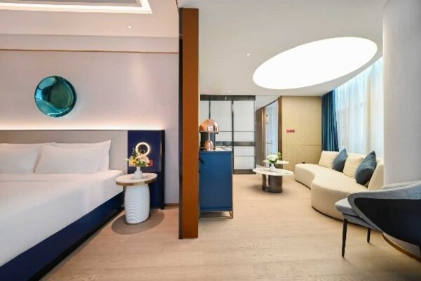 烟台芝罘同派酒店正式开业，山海之间开启潮趣旅居新体验