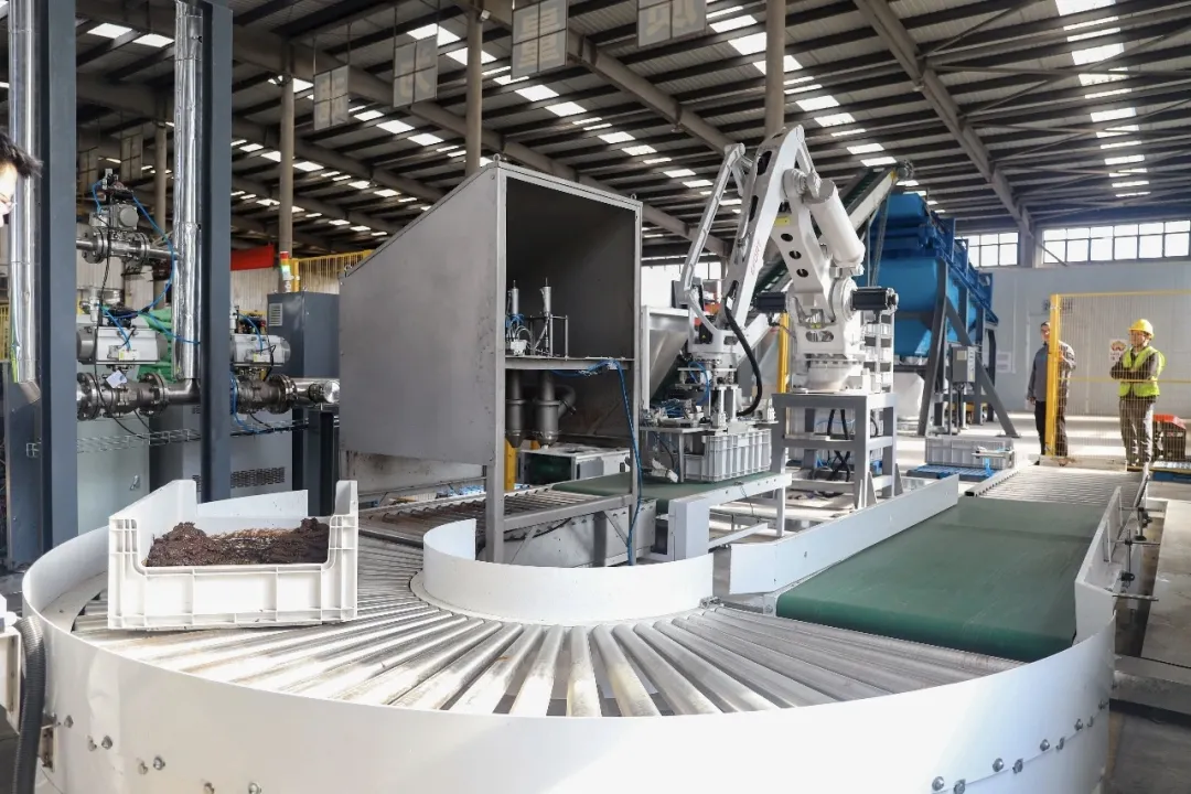 贵州双企发力!茅台造宠粮,百草轩守健康,“它经济”迎来新玩家 贵州双企发力!茅台造宠粮,百草轩守健康,“它经济”迎来新玩家