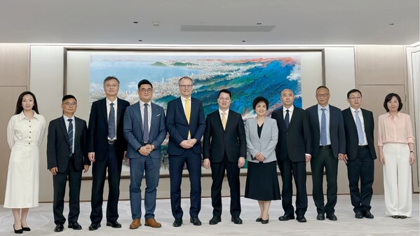 TÜV莱茵集团首席执行官富笔博士拜访深圳市人民政府