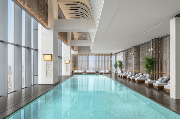 立传奇天际，启江城新章 华中首家丽思卡尔顿酒店于武汉启幕