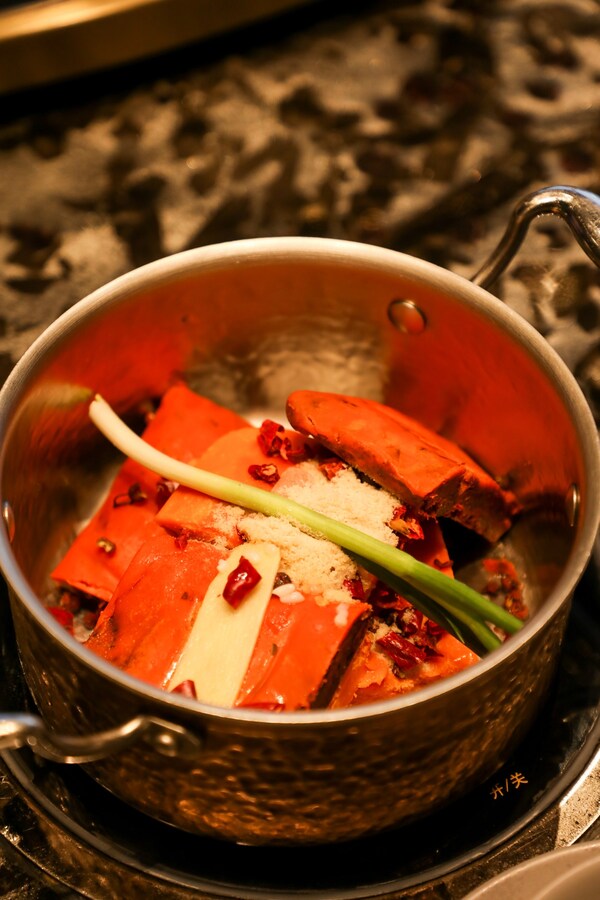 四手联弹 热辣味旅 上海JW侯爵携手重庆JW万豪演绎经典川渝火锅