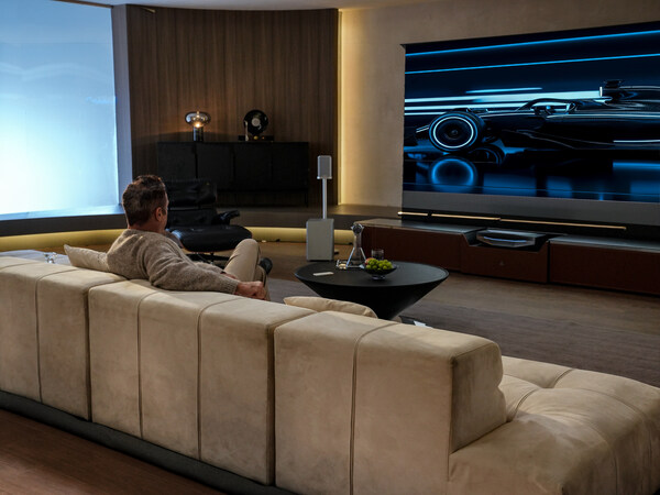 近亿元融资 + 双千万美元众筹，AWOL Vision 加速定义家庭娱乐新入口