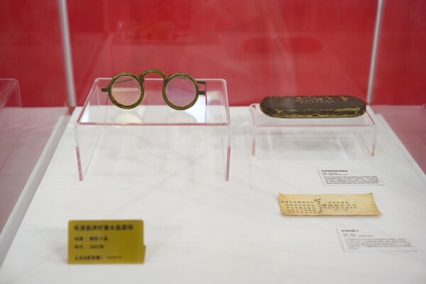 毛源昌眼镜亮相消博会，向世界讲述中华老字号新故事