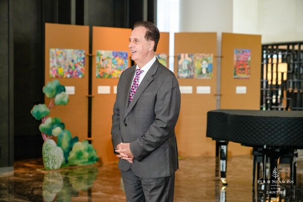 童绘绿意，春生万物：苏州四季酒店于地球日启幕环保艺术展