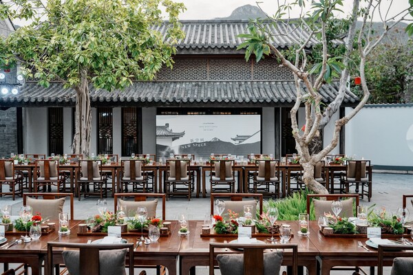 三亚太阳湾柏悦酒店成功举办"新空间"餐酒晚宴，拓展多场景度假体验