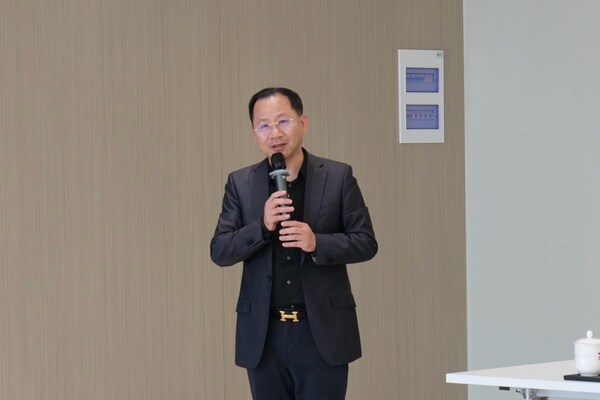 风起智造，中之杰智能助力华风碳材打造硬核智能工厂