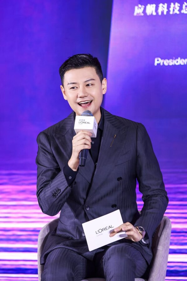 欧莱雅中国"消费者为天"论坛 携李佳琦、王微、马岚等跨界嘉宾共话AI时代消费新机遇