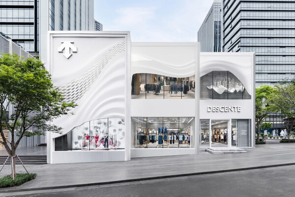 迪桑特于深圳举办骑行主题活动暨DESCENTE SHENZHEN城市概念店开幕仪式