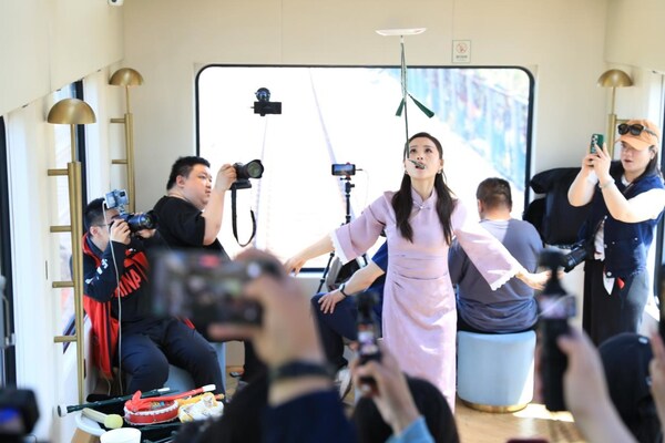 星光•燕赵号首次奔赴杂技之乡吴桥 开启交旅融合新征程