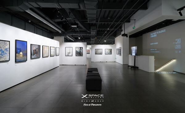 玛格南摄影师马克•鲍尔全球最大回顾展"万籁此俱寂"登陆富士胶片X-SPACE 玛格南摄影师马克•鲍尔全球最大回顾展"万籁此俱寂"登陆富士胶片X-SPACE