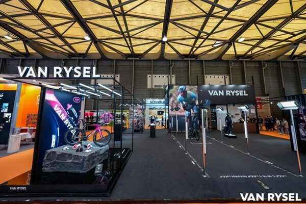 迪卡侬VAN RYSEL三度亮相上海国际自行车展，以弗兰德斯骑行文化与中国市场深度共鸣