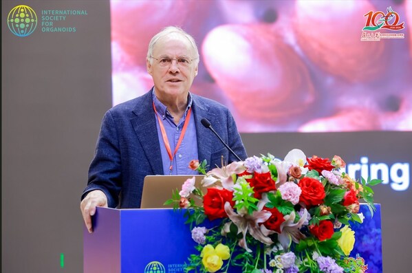 Hans Clevers教授领衔类器官平台建设,贝克曼库尔特生命科学赋能类器官研究 Hans Clevers教授领衔类器官平台建设,贝克曼库尔特生命科学赋能类器官研究