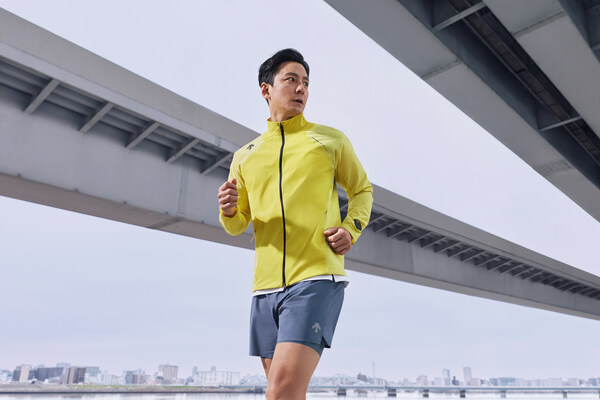 迪桑特推出全新DYNAMIC FLUID 4.0流体鞋及「迪桑特破风」跑步夹克   以专业跑步装备助力城市跑者畅跑前行