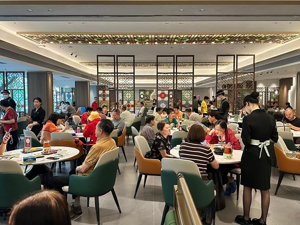 四十载音乐茶座回响,岭南翠园宫焕新启幕 四十载音乐茶座回响,岭南翠园宫焕新启幕