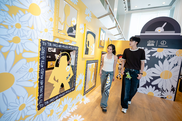《玩具总动员》| PEACEMINUSONE: THE FIRST FAN企划全球巡回第四站登陆海港城 《玩具总动员》| PEACEMINUSONE: THE FIRST FAN企划全球巡回第四站登陆海港城