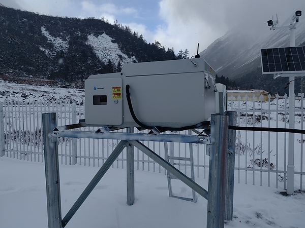 多雄河谷的"永不断电"守护者----素水科技DMFC雪崩监测站实录