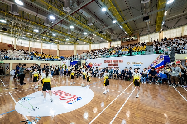 金沙中国续展公益周活动 邀NBA球星与教练走进澳门校园 金沙中国续展公益周活动 邀NBA球星与教练走进澳门校园